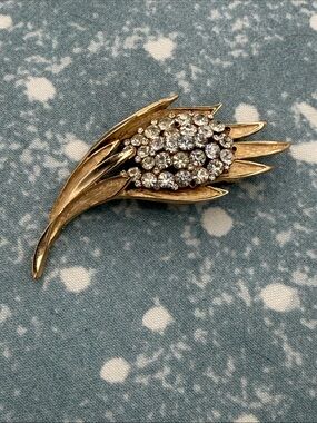 Trifari Gold-Tone Clear Crystal Floral Spray Brooch